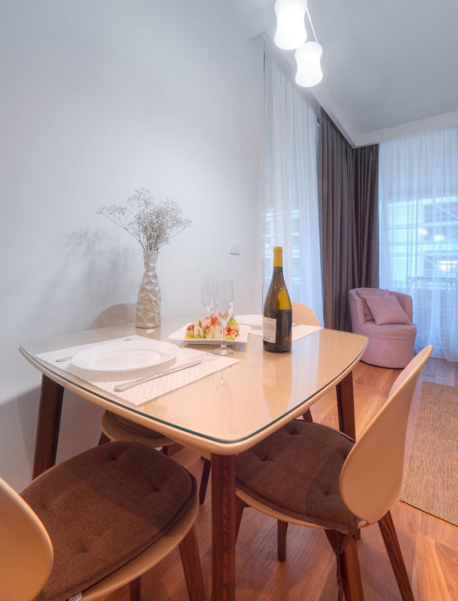 Apartments Garden Azure Budva Bagian luar foto