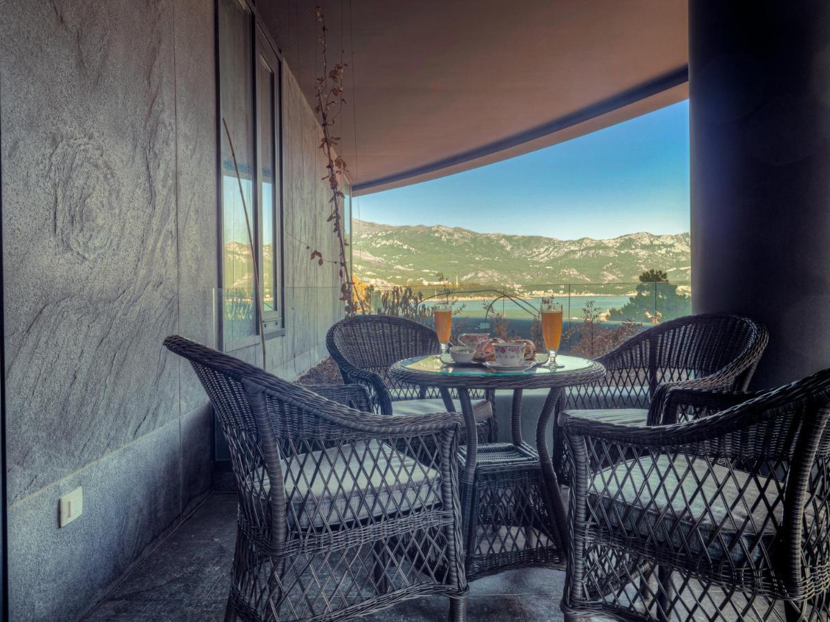 Apartments Garden Azure Budva Bagian luar foto