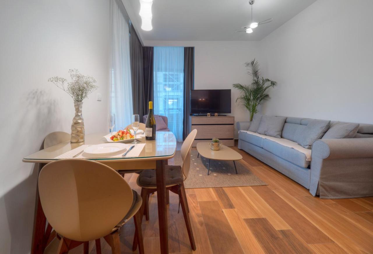 Apartments Garden Azure Budva Bagian luar foto