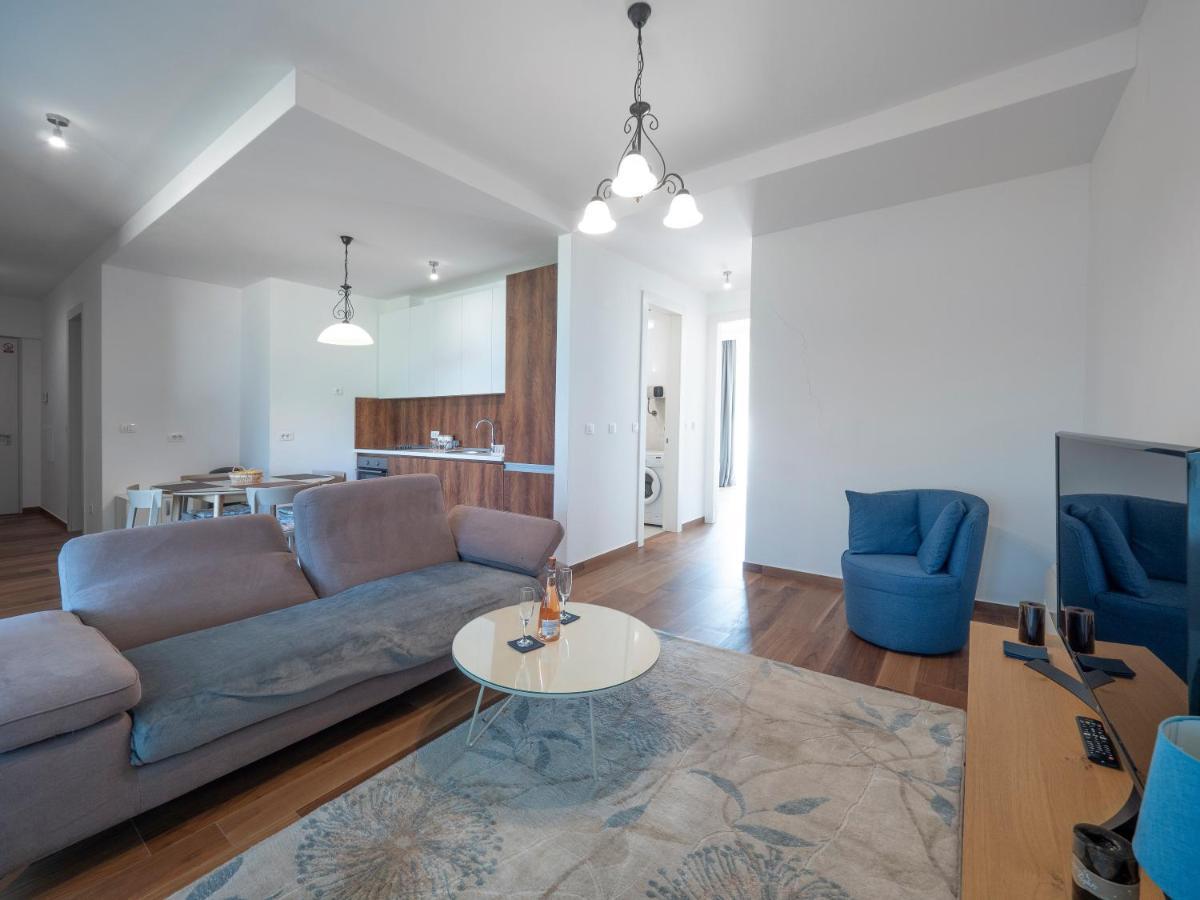 Apartments Garden Azure Budva Bagian luar foto